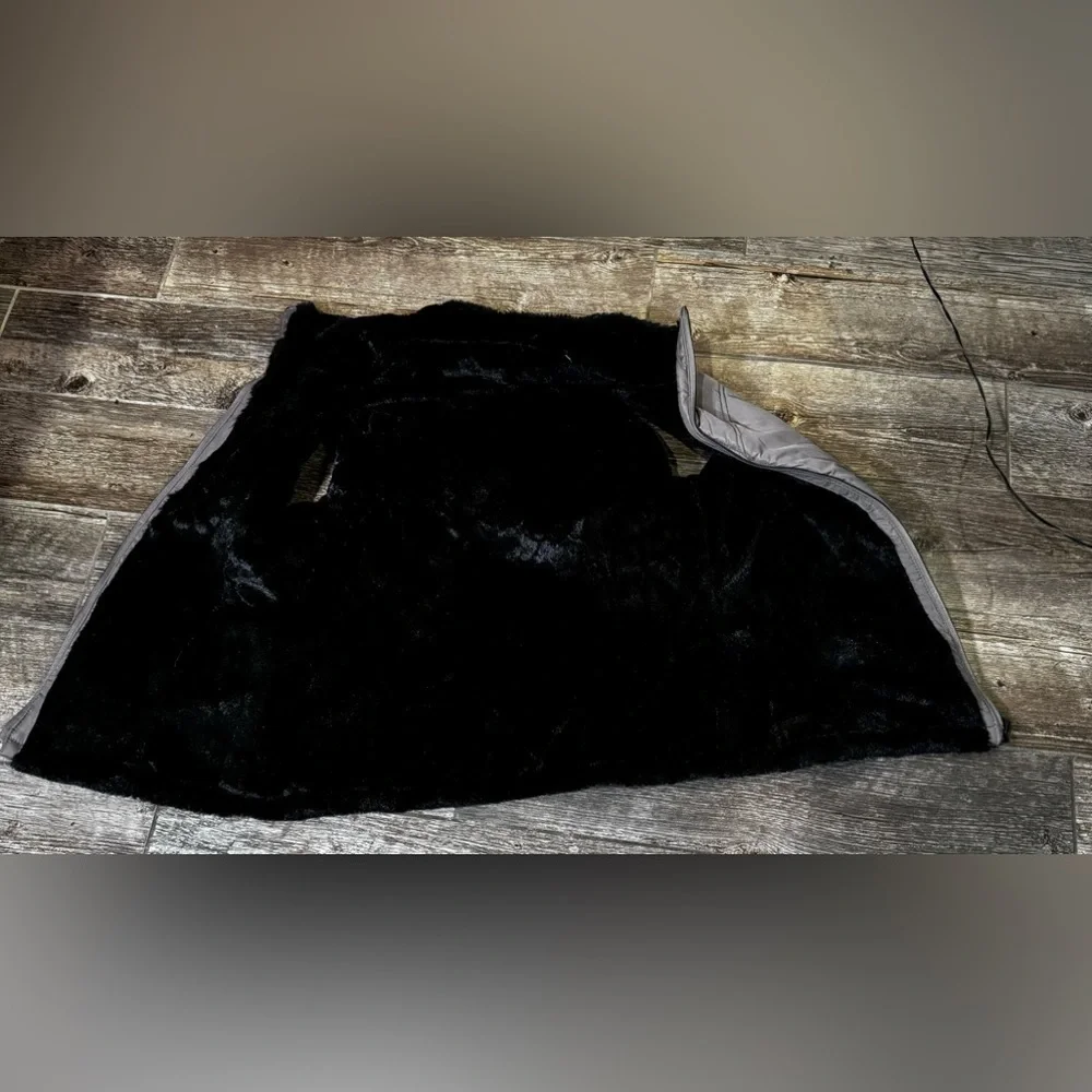 Reversible Vest​​​ - Picture 5 of 9